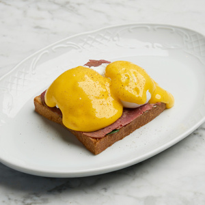 Eggs Benedict